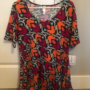 *NWT* LuLaRoe Perfect T Large *NWT*